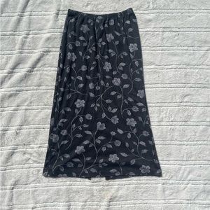 Floral midi skirt size m